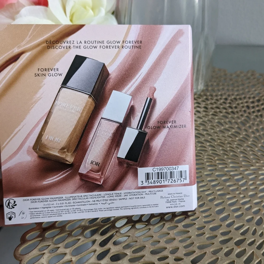 Dior glow maximizer shade card